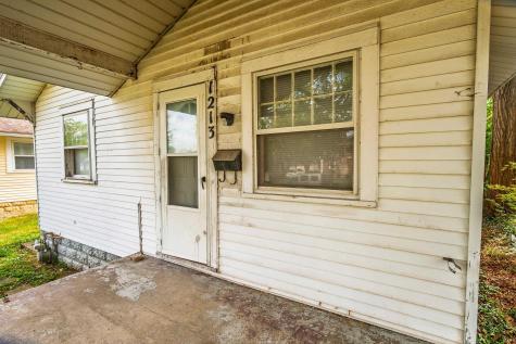 1213 W Abbott Street Muncie IN 47303