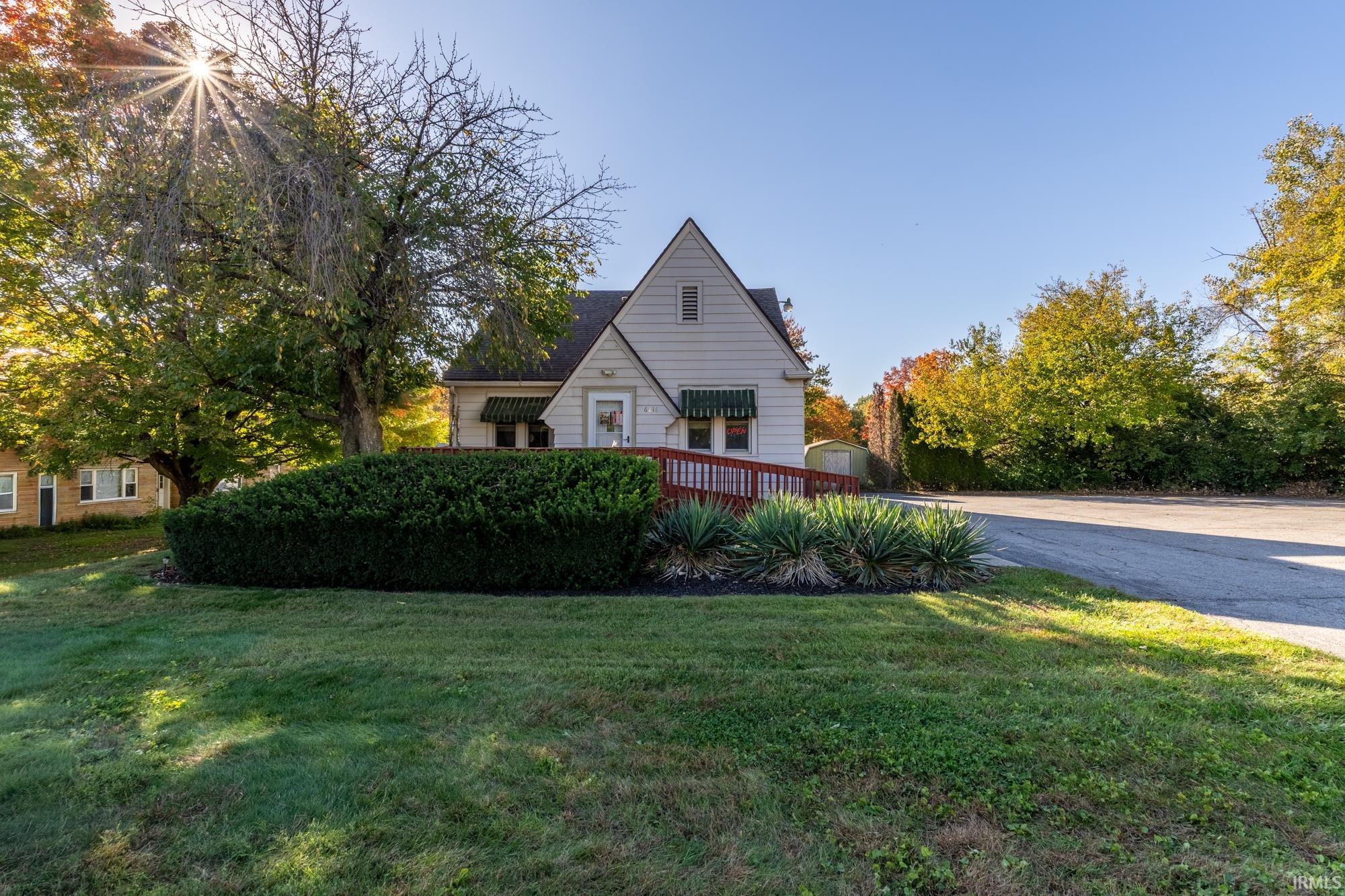 6216 Fairfield Avenue Fort Wayne IN 46807