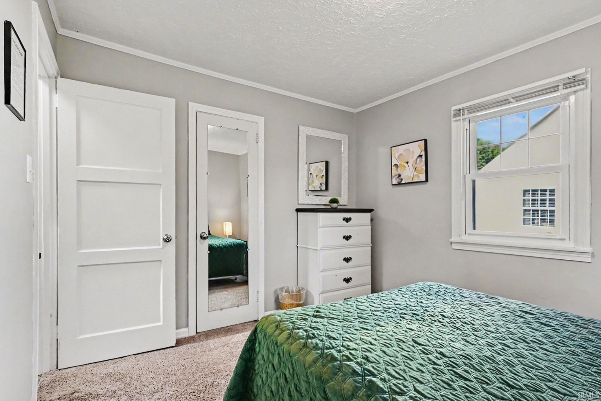 2427 Corby Boulevard South Bend IN 46615
