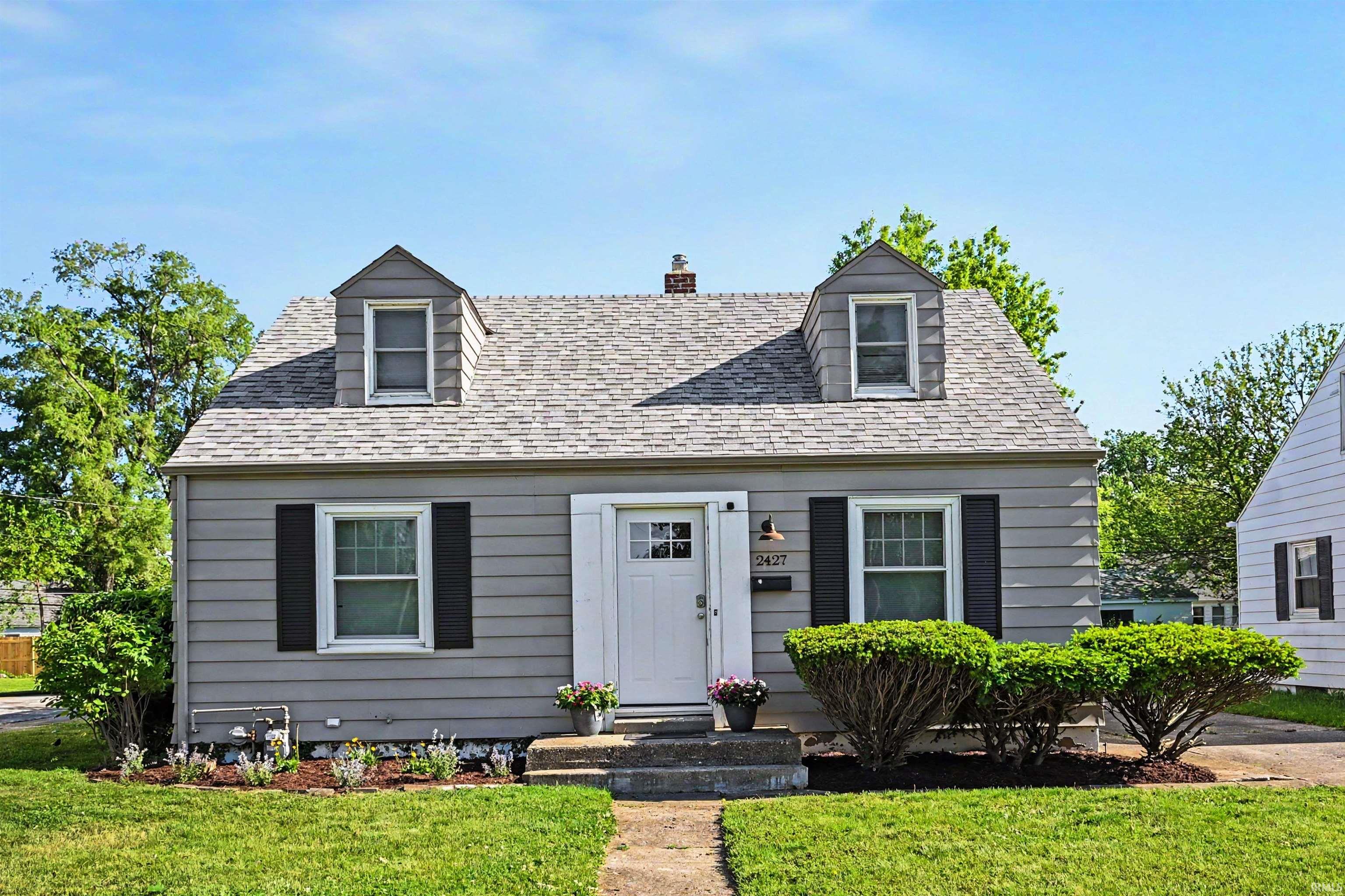 2427 Corby Boulevard South Bend IN 46615
