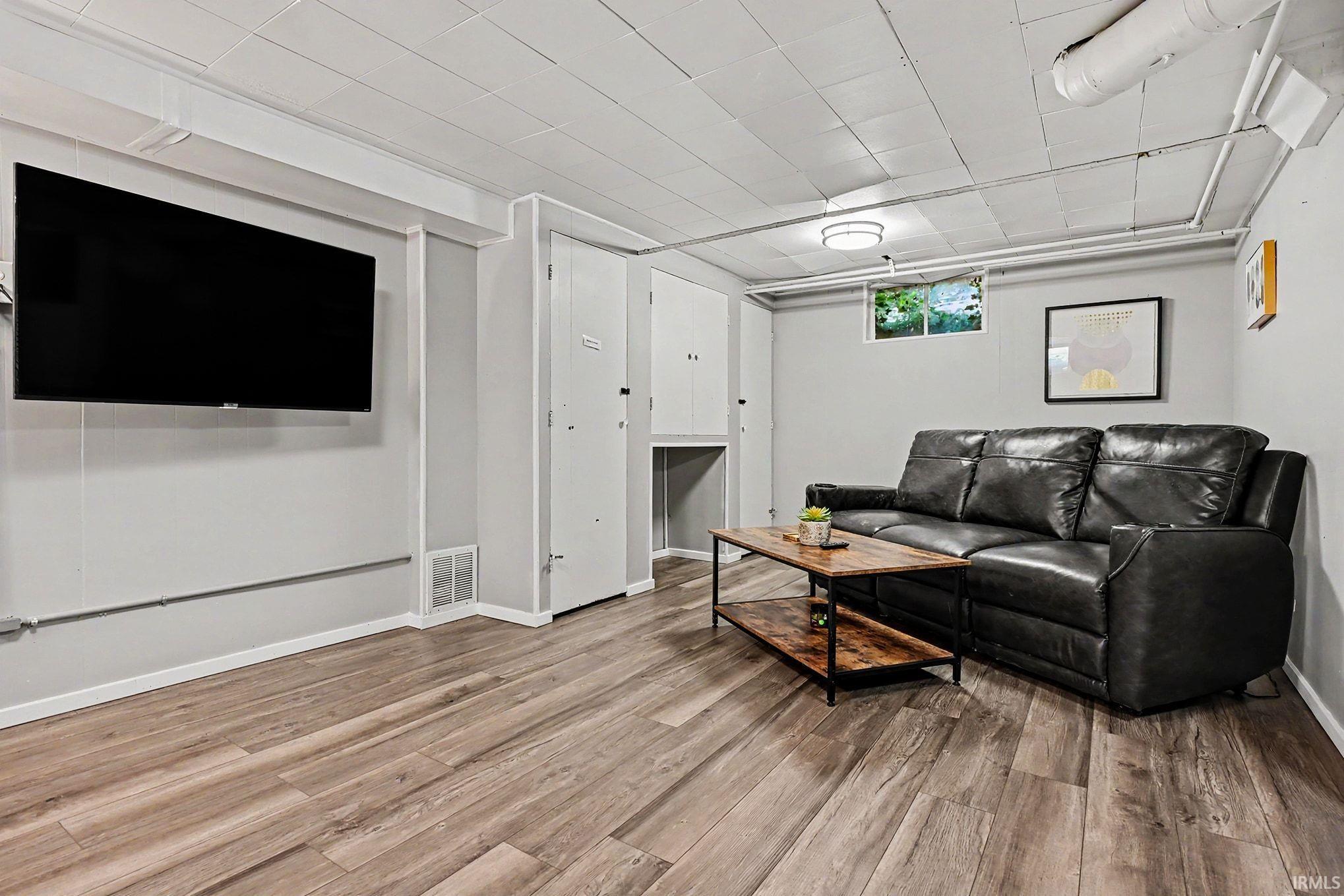 2427 Corby Boulevard South Bend IN 46615