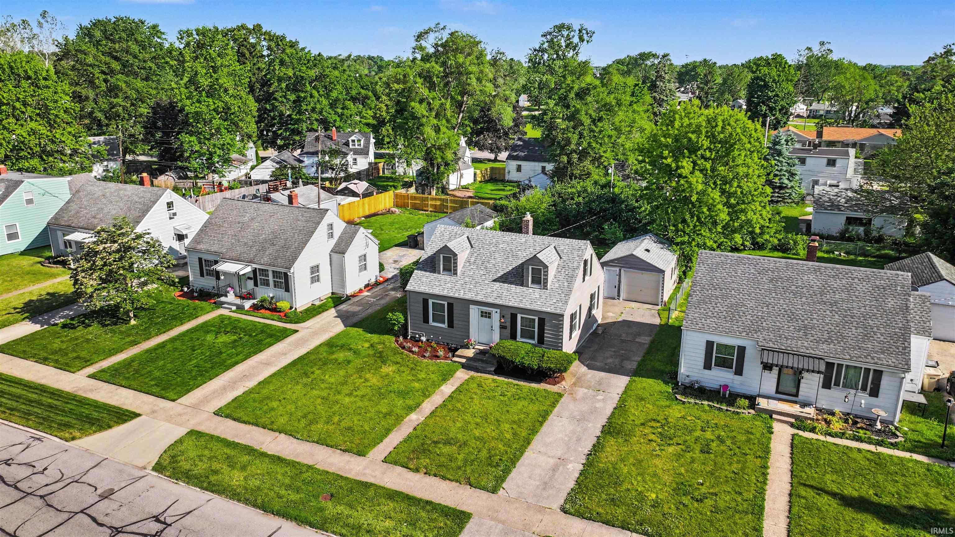 2427 Corby Boulevard South Bend IN 46615