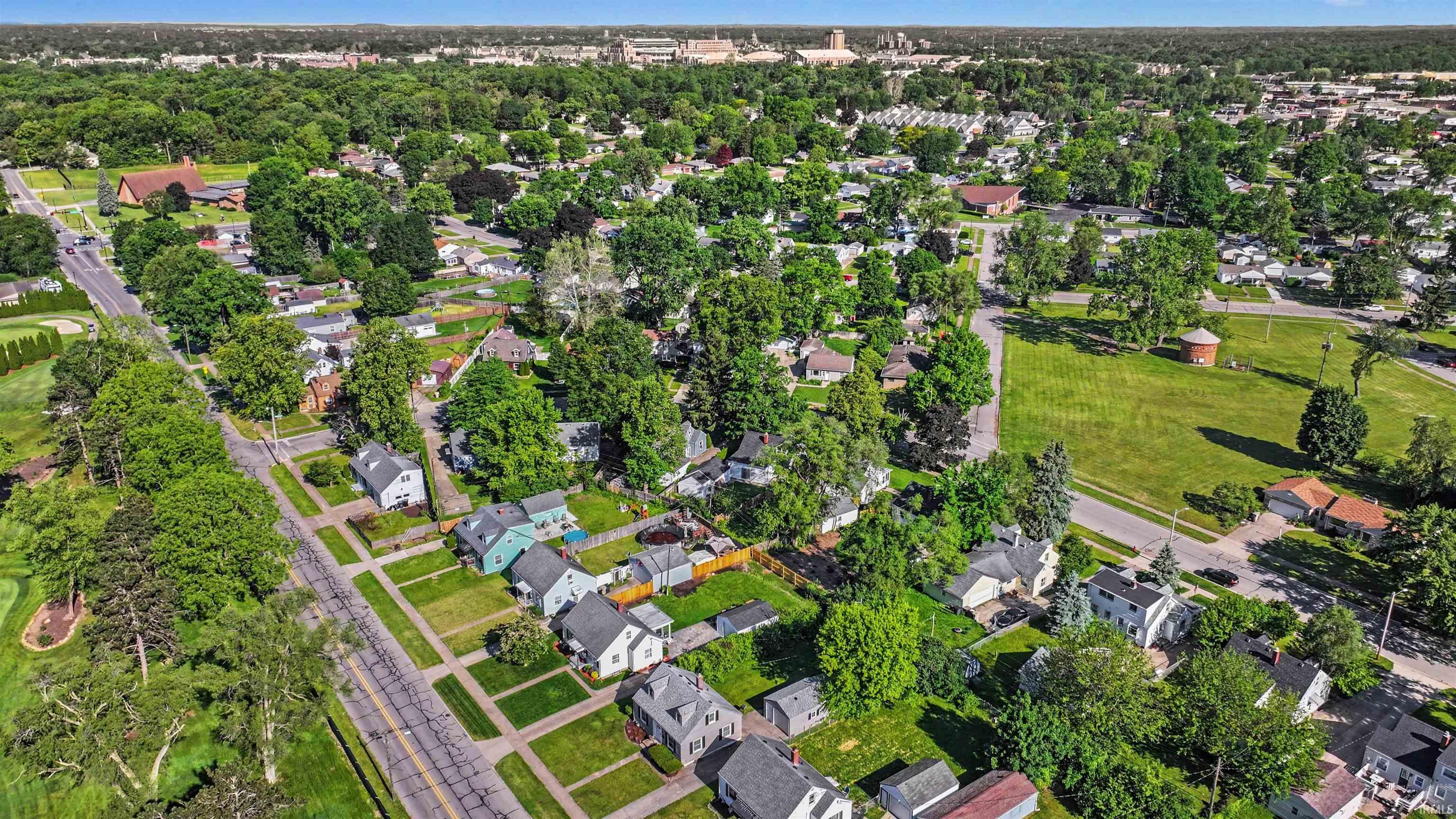 2427 Corby Boulevard South Bend IN 46615