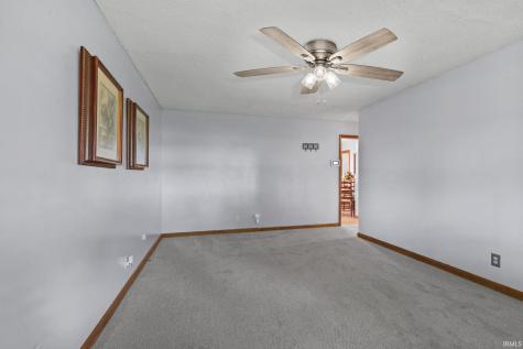 11 Clamme Court Hartford City IN 47348