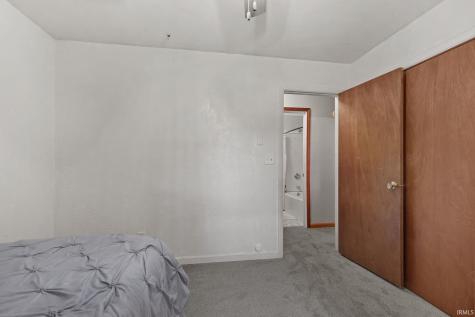 11 Clamme Court Hartford City IN 47348