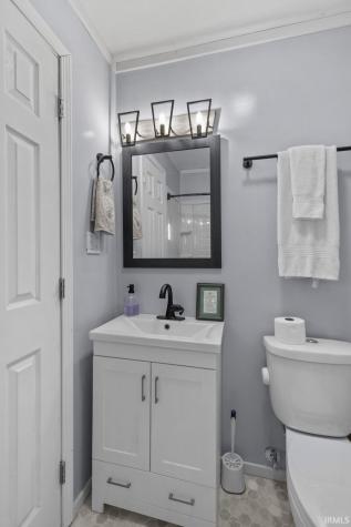 11 Clamme Court Hartford City IN 47348