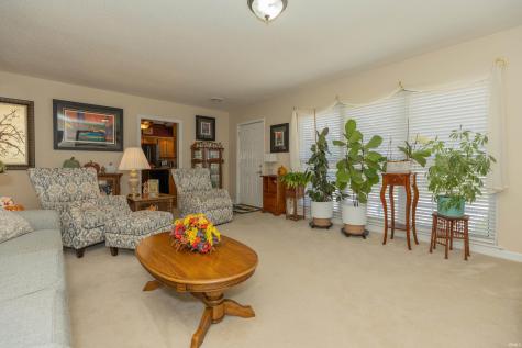 1324 Rosemarie Avenue Evansville IN 47715