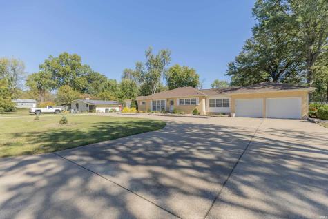 1324 Rosemarie Avenue Evansville IN 47715