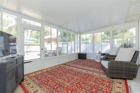 1324 Rosemarie Avenue Evansville IN 47715
