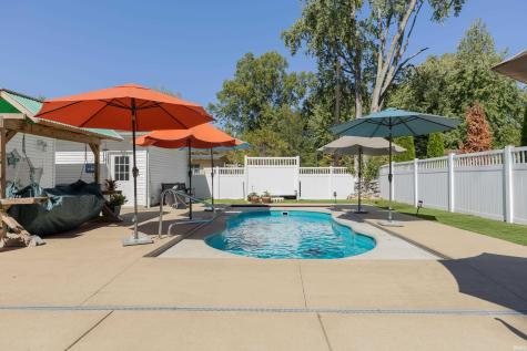 1324 Rosemarie Avenue Evansville IN 47715