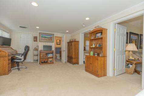 1324 Rosemarie Avenue Evansville IN 47715