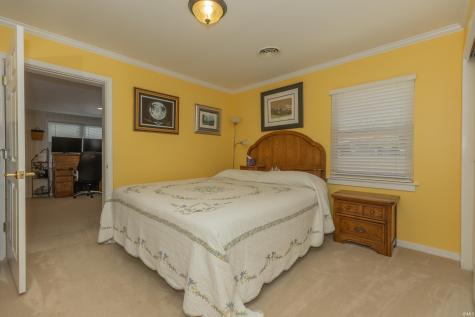 1324 Rosemarie Avenue Evansville IN 47715