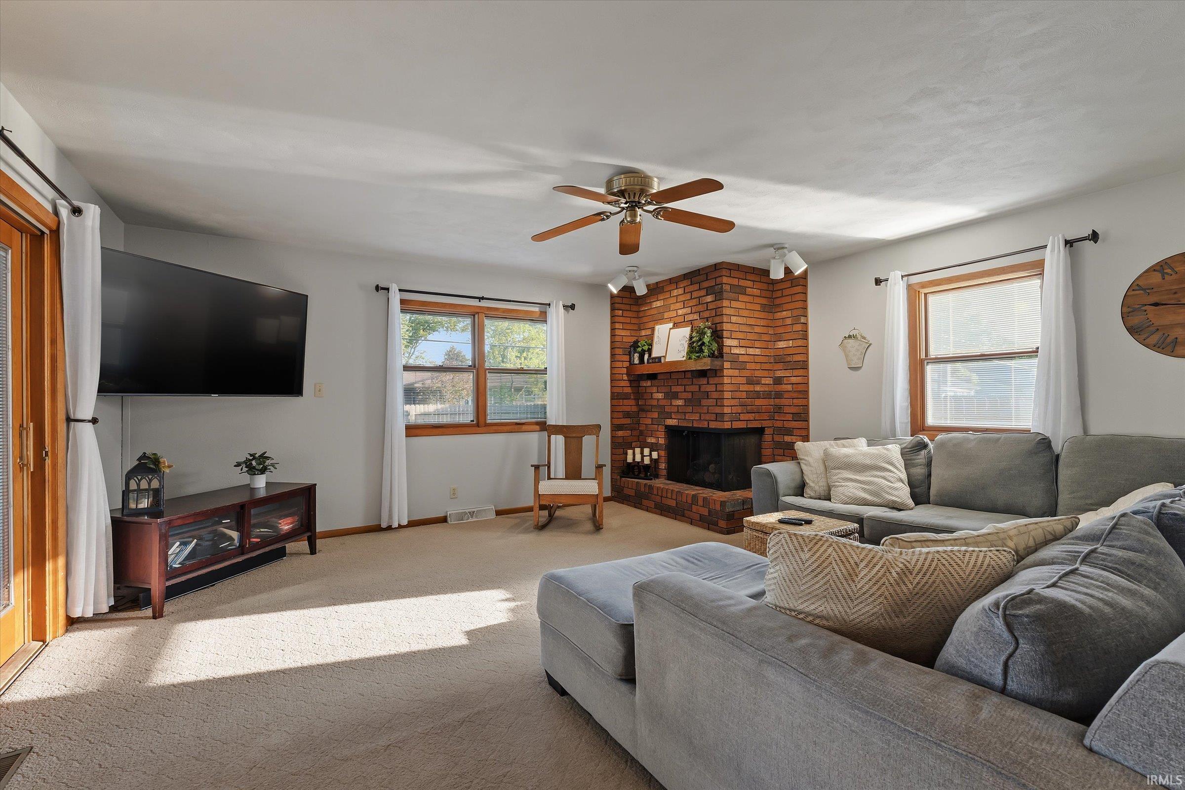 24328 Elmhurst Drive Elkhart IN 46517