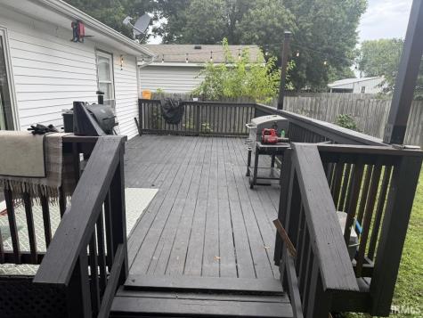 106 S Moore Street Brookston IN 47923