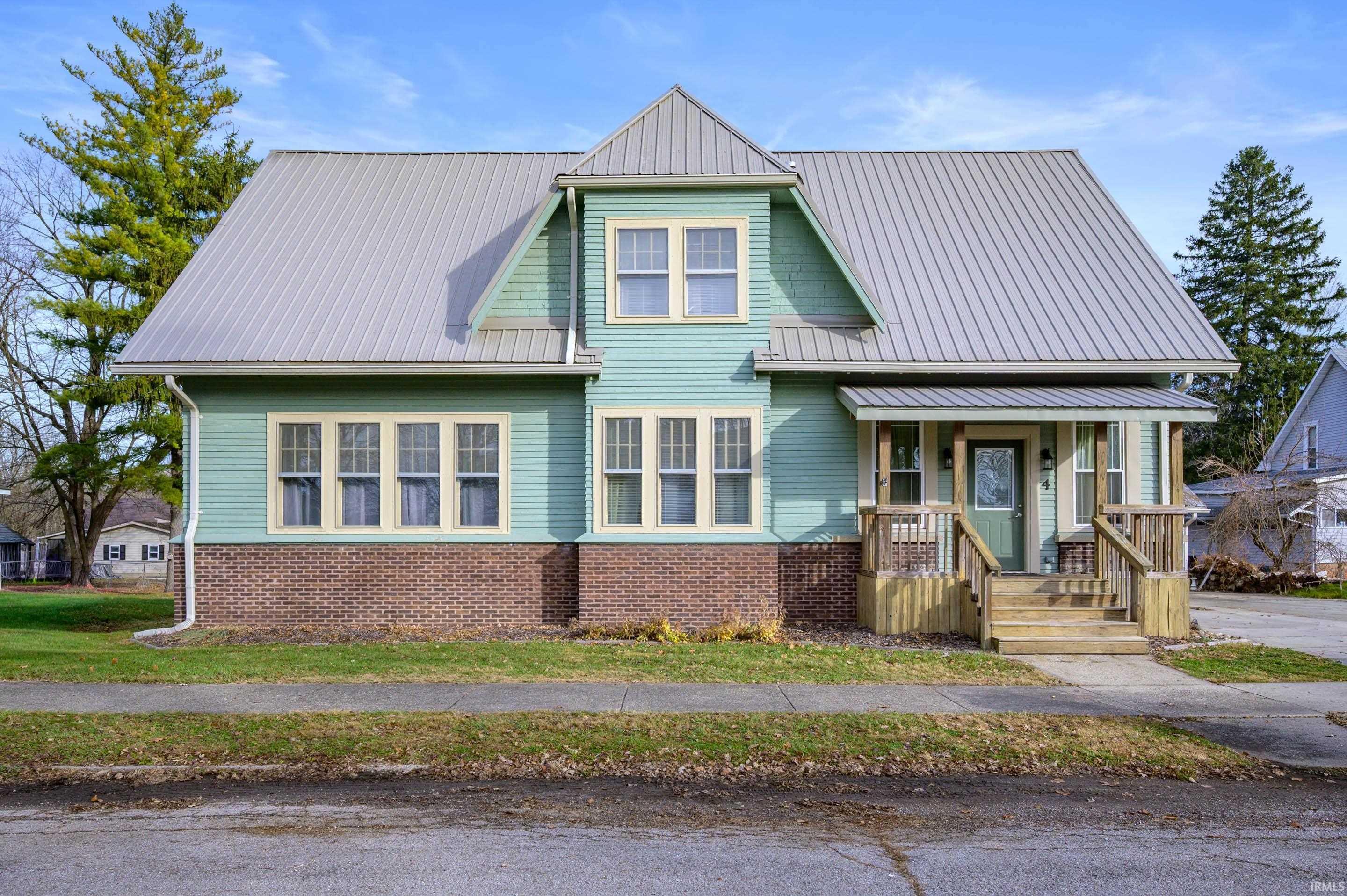 4 W Henley Street Carthage IN 46115