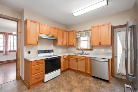4 W Henley Street Carthage IN 46115