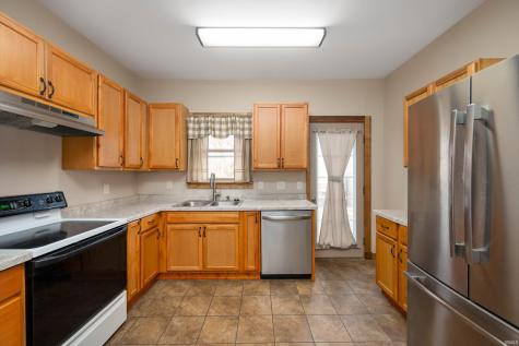 4 W Henley Street Carthage IN 46115