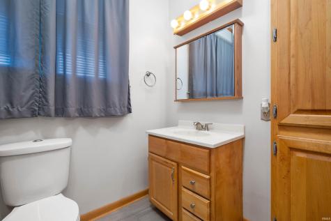 4 W Henley Street Carthage IN 46115