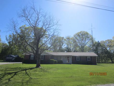906 E 49th Street Marion IN 46953