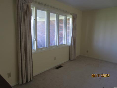 906 E 49th Street Marion IN 46953