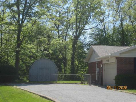906 E 49th Street Marion IN 46953