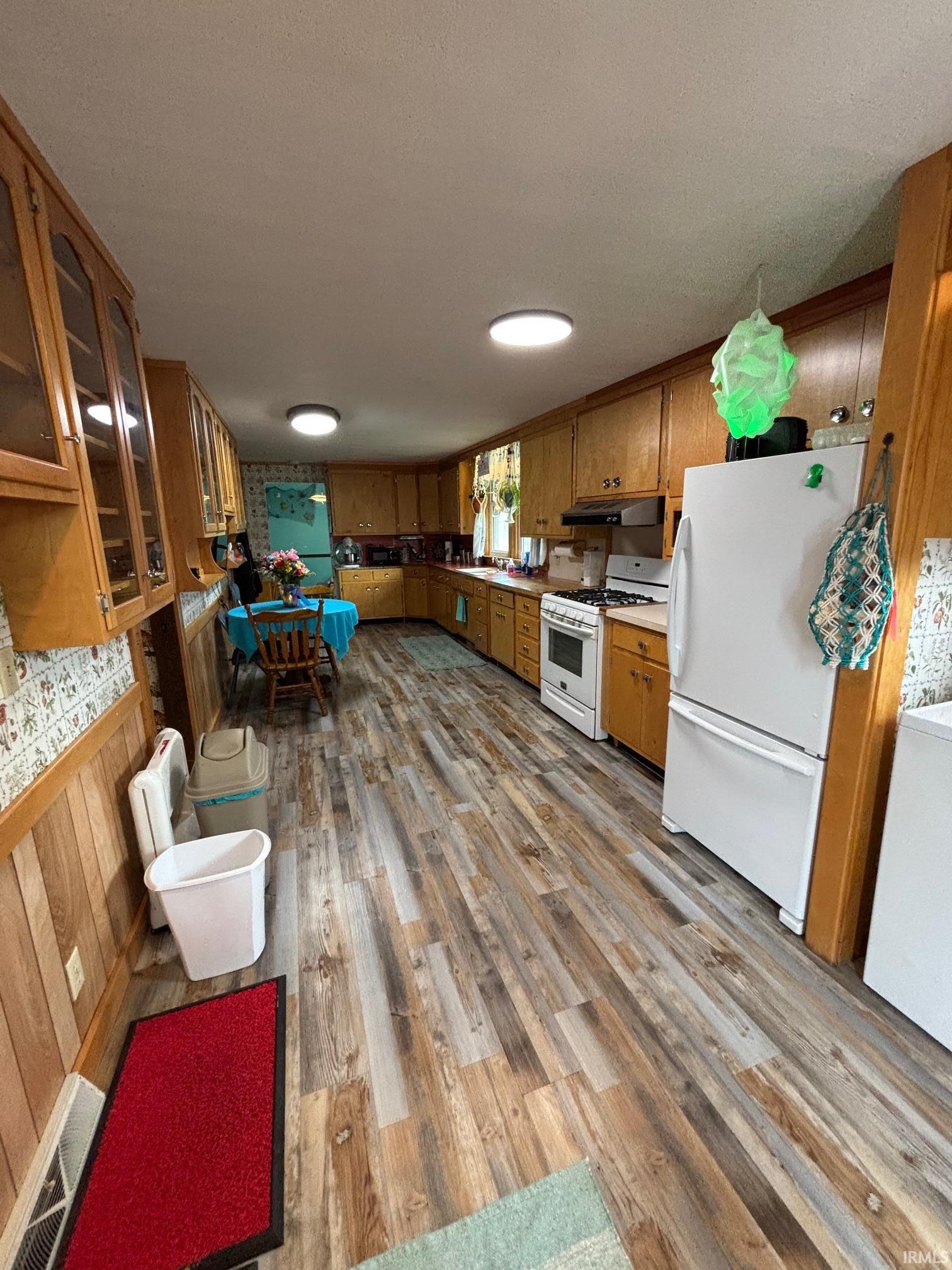 2025 Lusher Avenue Elkhart IN 46517
