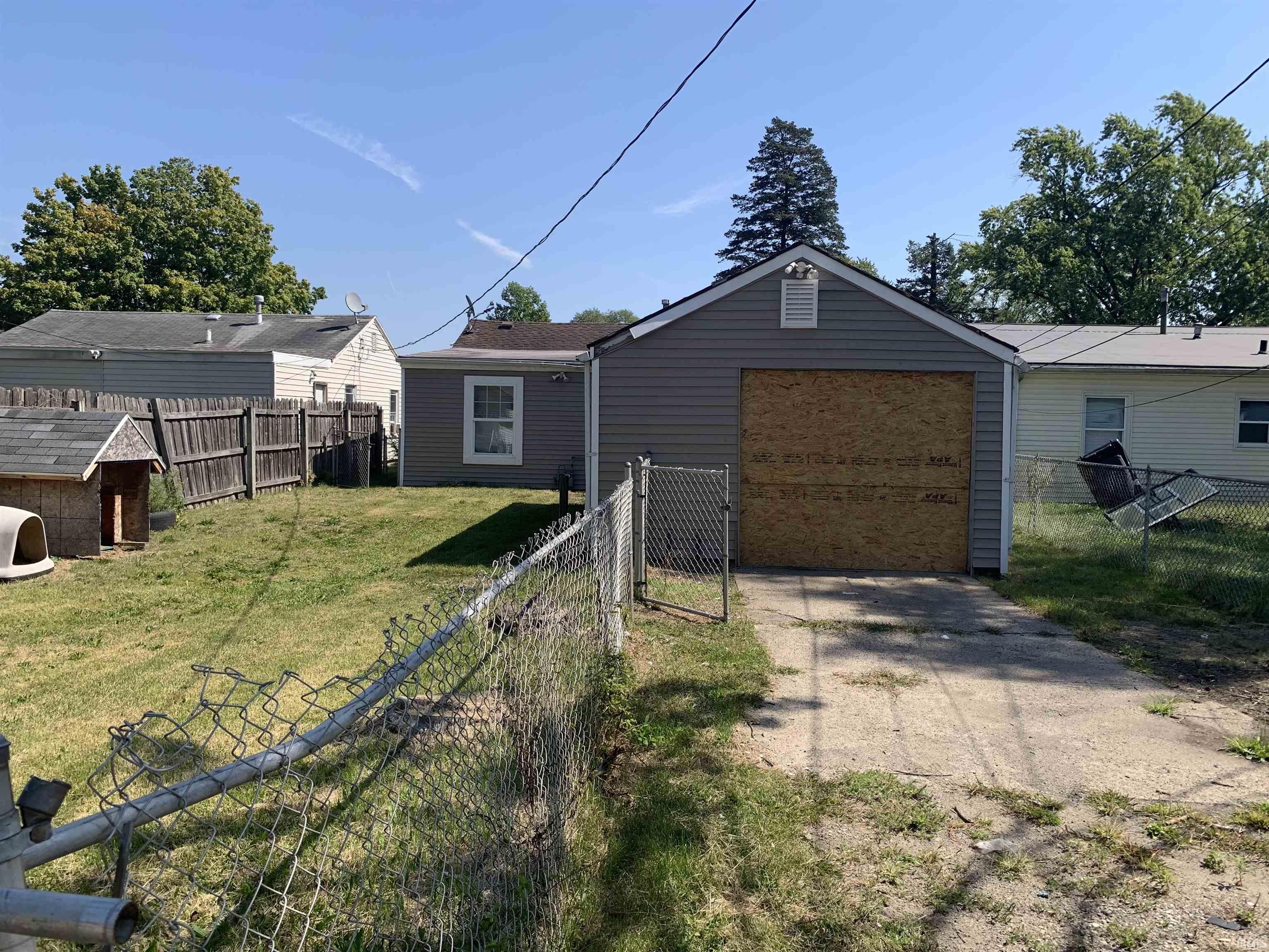 1649 N Adams Street South Bend IN 46628