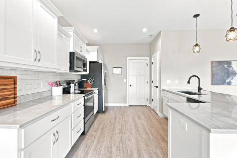 7803 Tumnus Trail Fort Wayne IN 46835