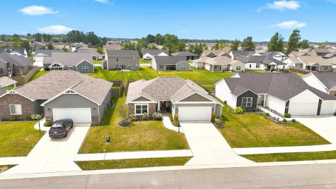 7803 Tumnus Trail Fort Wayne IN 46835