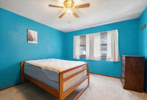 57058 Pine Road South Bend IN 46619