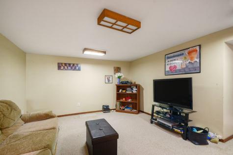 57058 Pine Road South Bend IN 46619