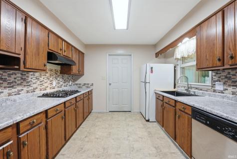 5725 Whitney Avenue Fort Wayne IN 46809