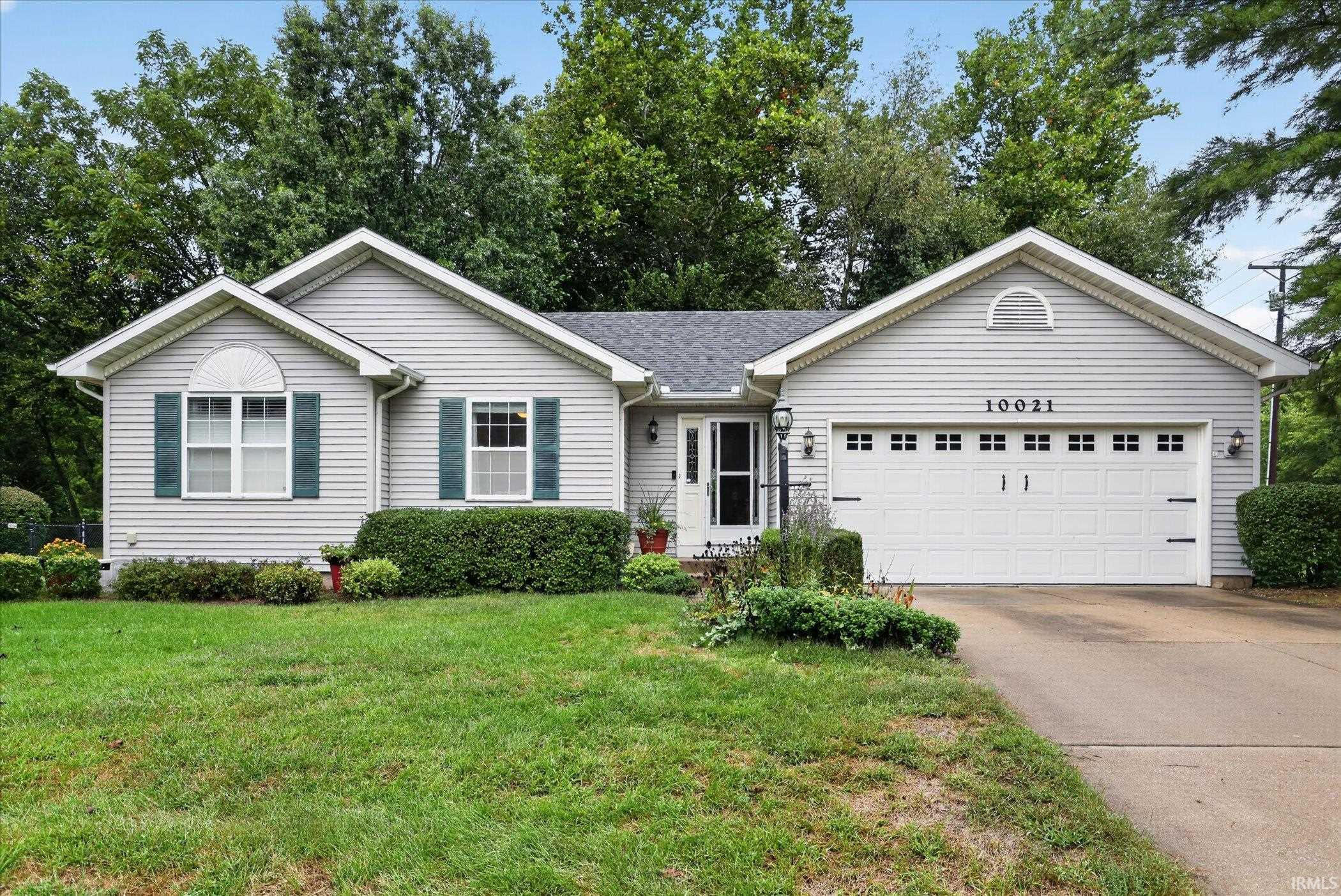 10021 Ashwood Forest Drive Osceola IN 46561