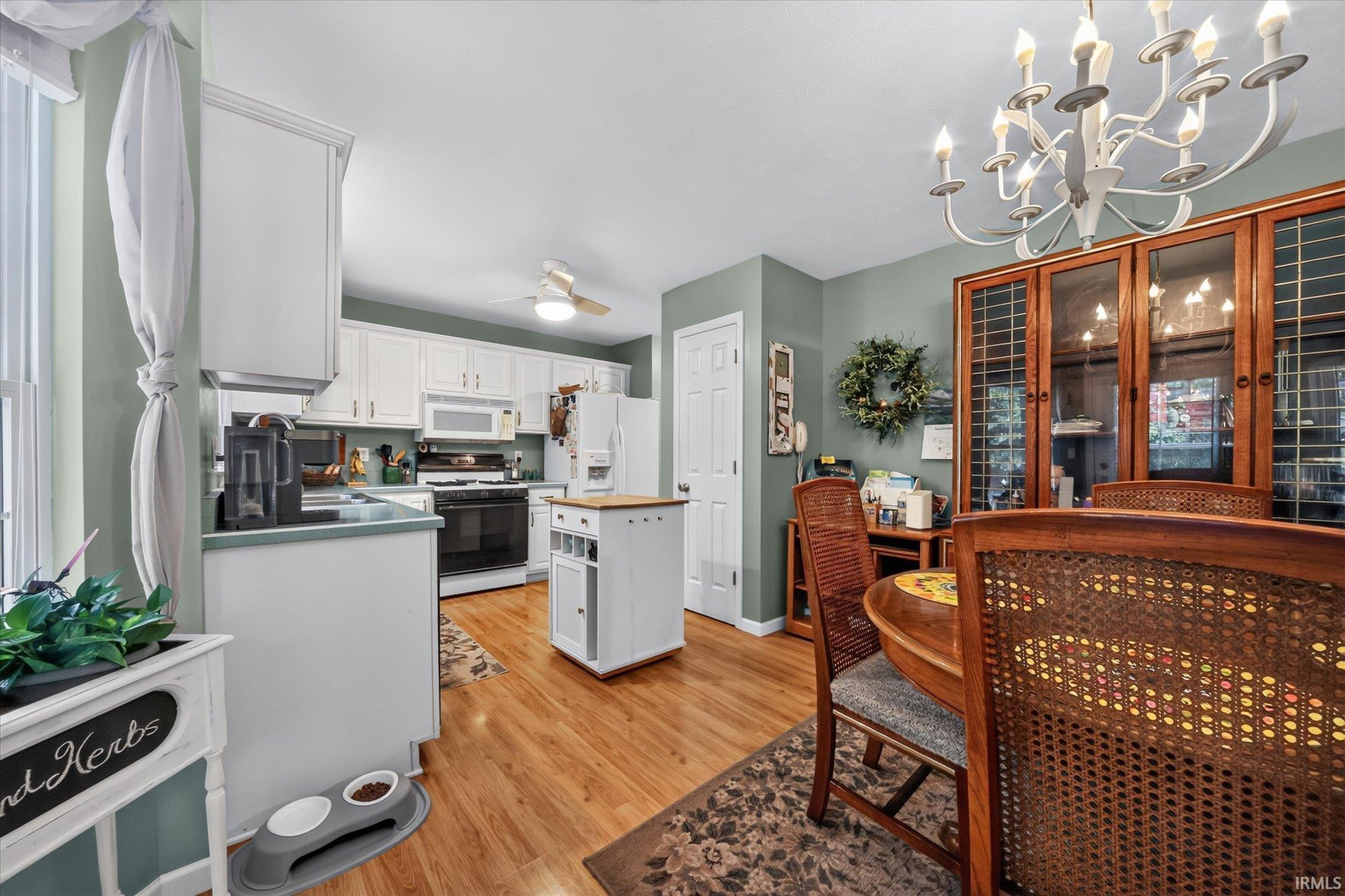 10021 Ashwood Forest Drive Osceola IN 46561
