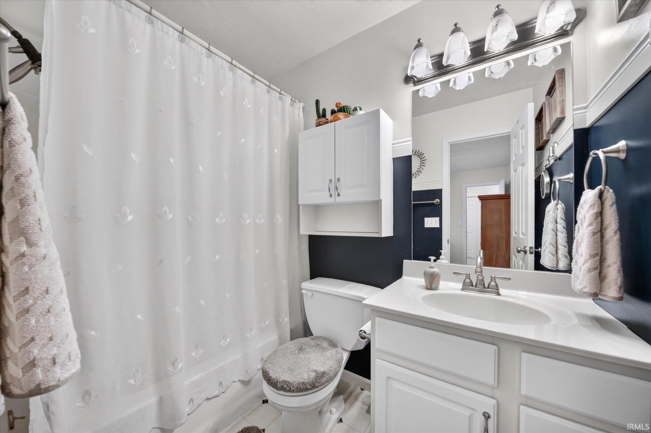 10021 Ashwood Forest Drive Osceola IN 46561