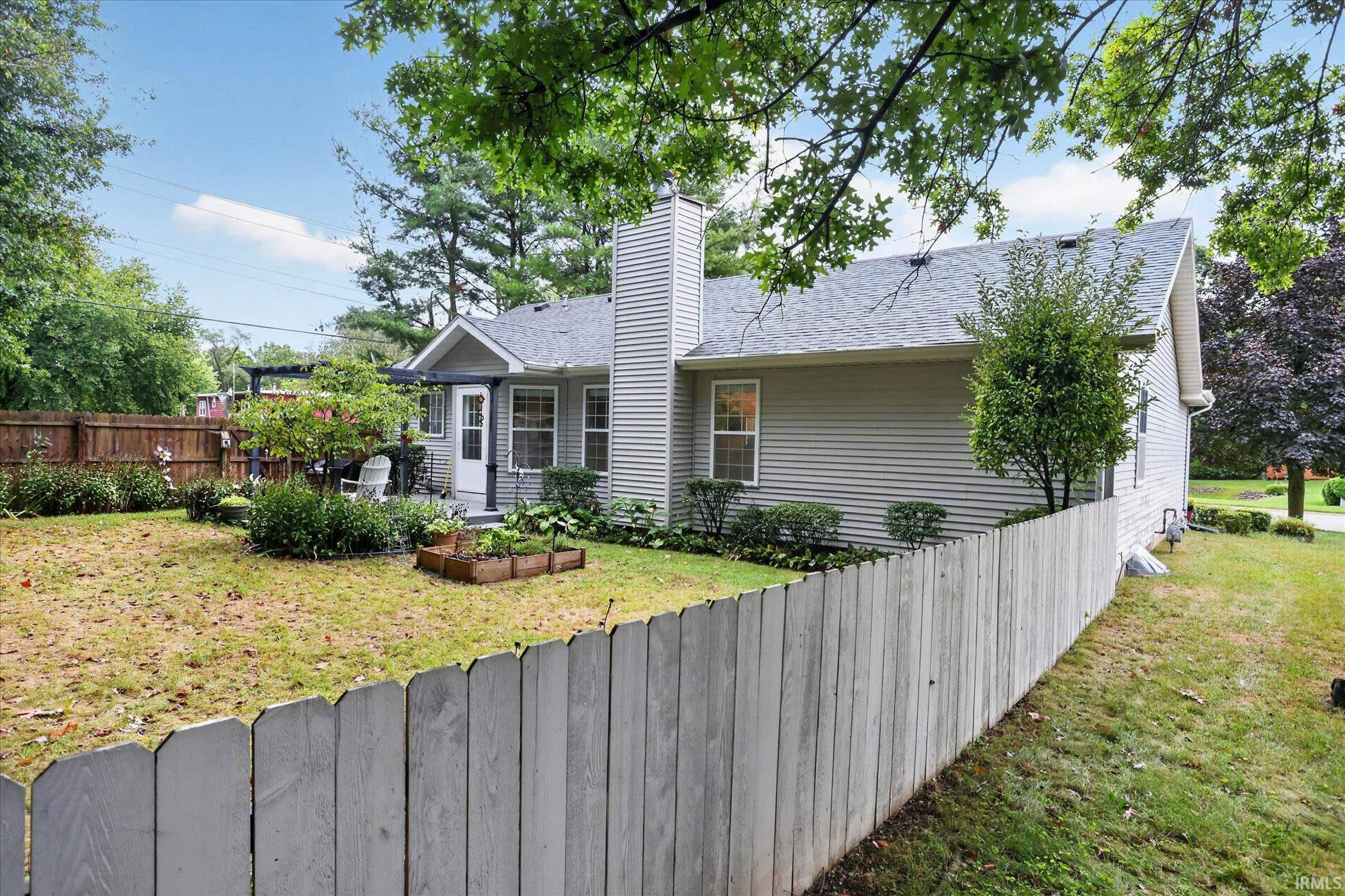 10021 Ashwood Forest Drive Osceola IN 46561