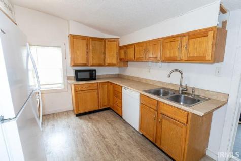 1002 Franklin Street Rochester IN 46975
