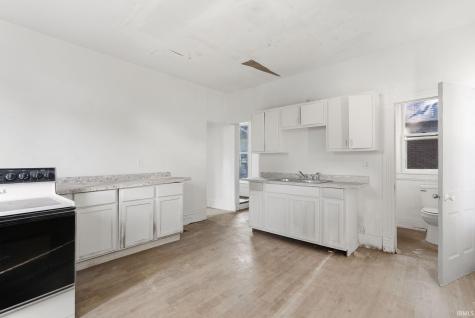 739 Poplar Street Fort Wayne IN 46802