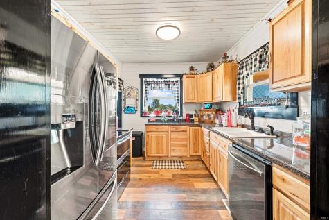 500 S County Road 700 E Parker City IN 47367
