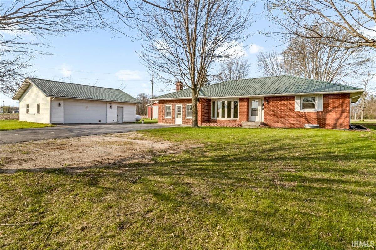 9809 S Us 35 Highway Losantville IN 47354