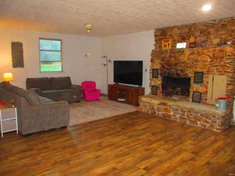 9372 W Co 25 S Road French Lick IN 47432