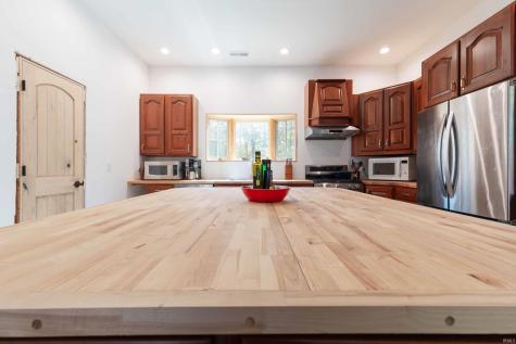 475 Wychwood Drive Nashville IN 47448