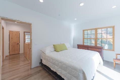 475 Wychwood Drive Nashville IN 47448