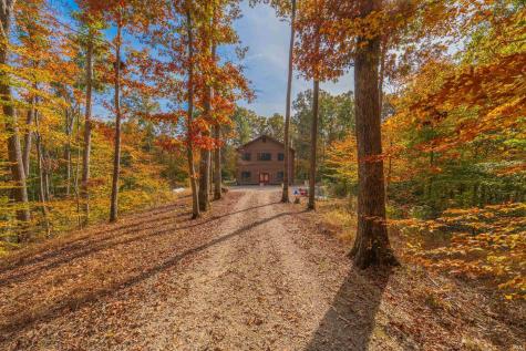 475 Wychwood Drive Nashville IN 47448