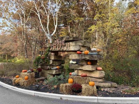 475 Wychwood Drive Nashville IN 47448