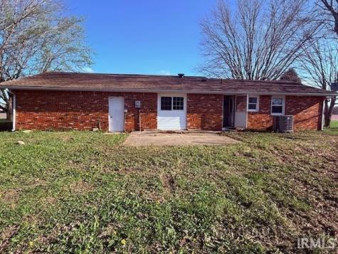123 E 180 Cr North Road Frankfort IN 46058