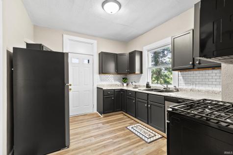 805 W Wildwood Avenue Fort Wayne IN 46807