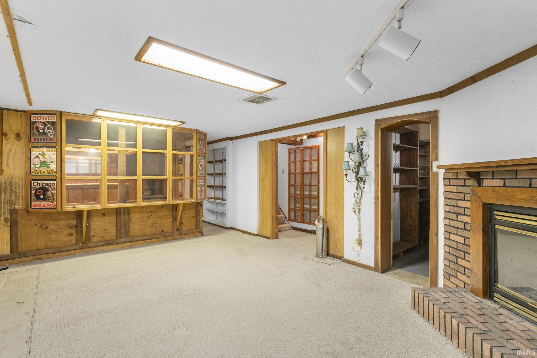 147 N Oakley Avenue Mishawaka IN 46544