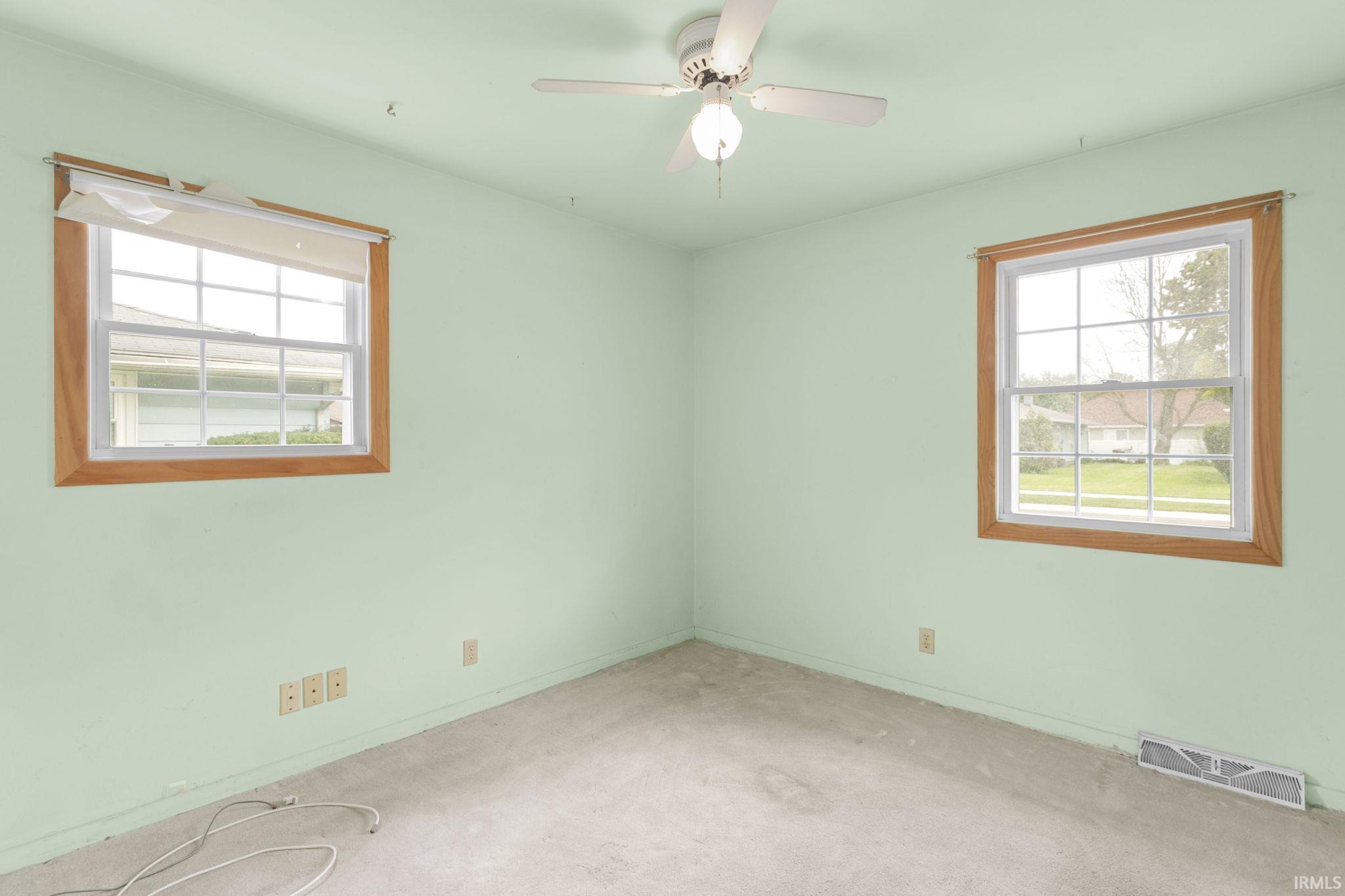 147 N Oakley Avenue Mishawaka IN 46544