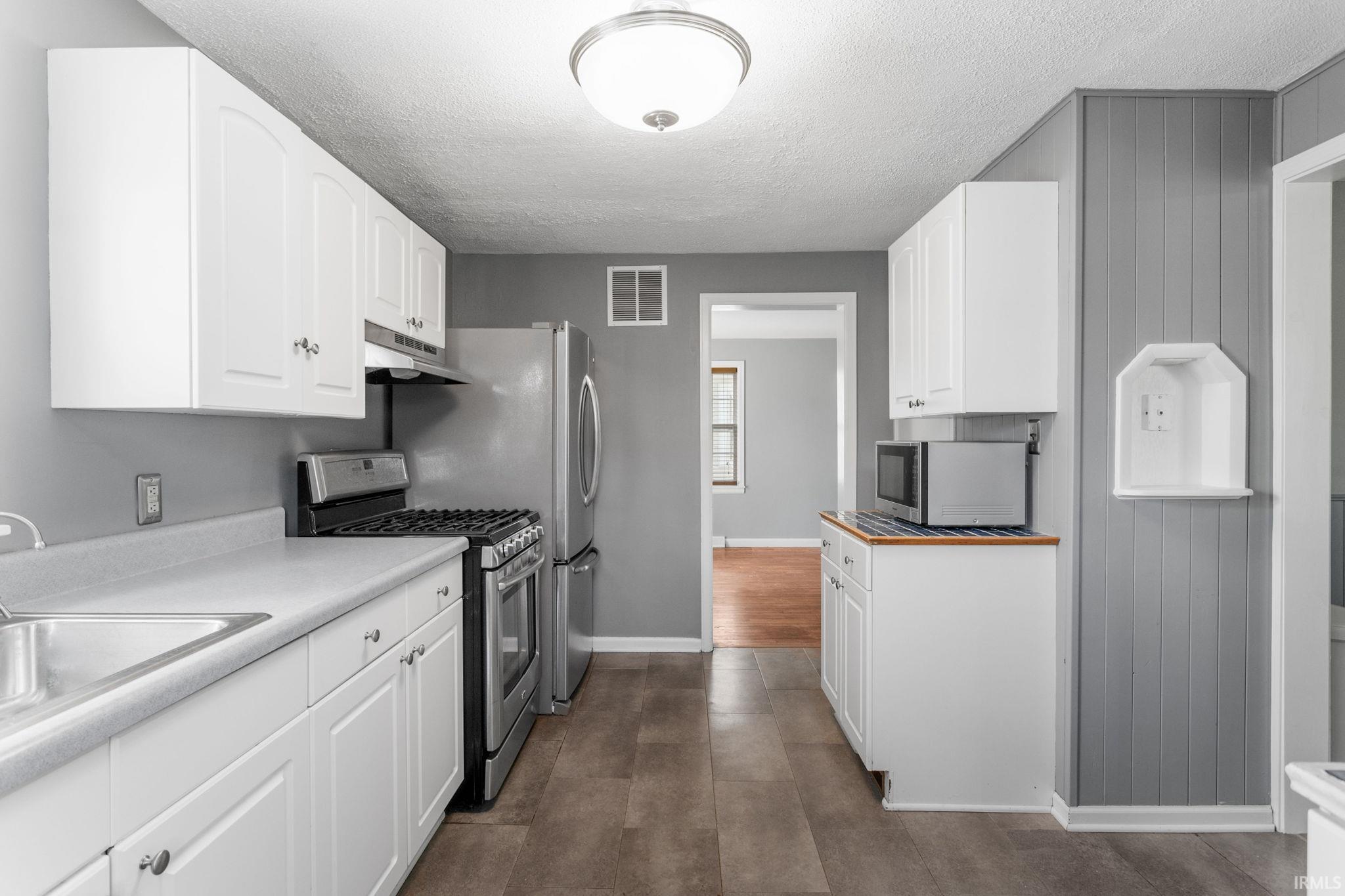 624 S 29th Street South Bend IN 46615